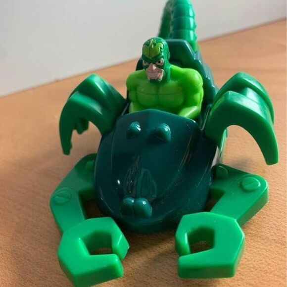 1995 Marvel Comics McDonalds Happy Meal Toy Spiderman Stingstriker Scorpion Car - Picture 3 of 7